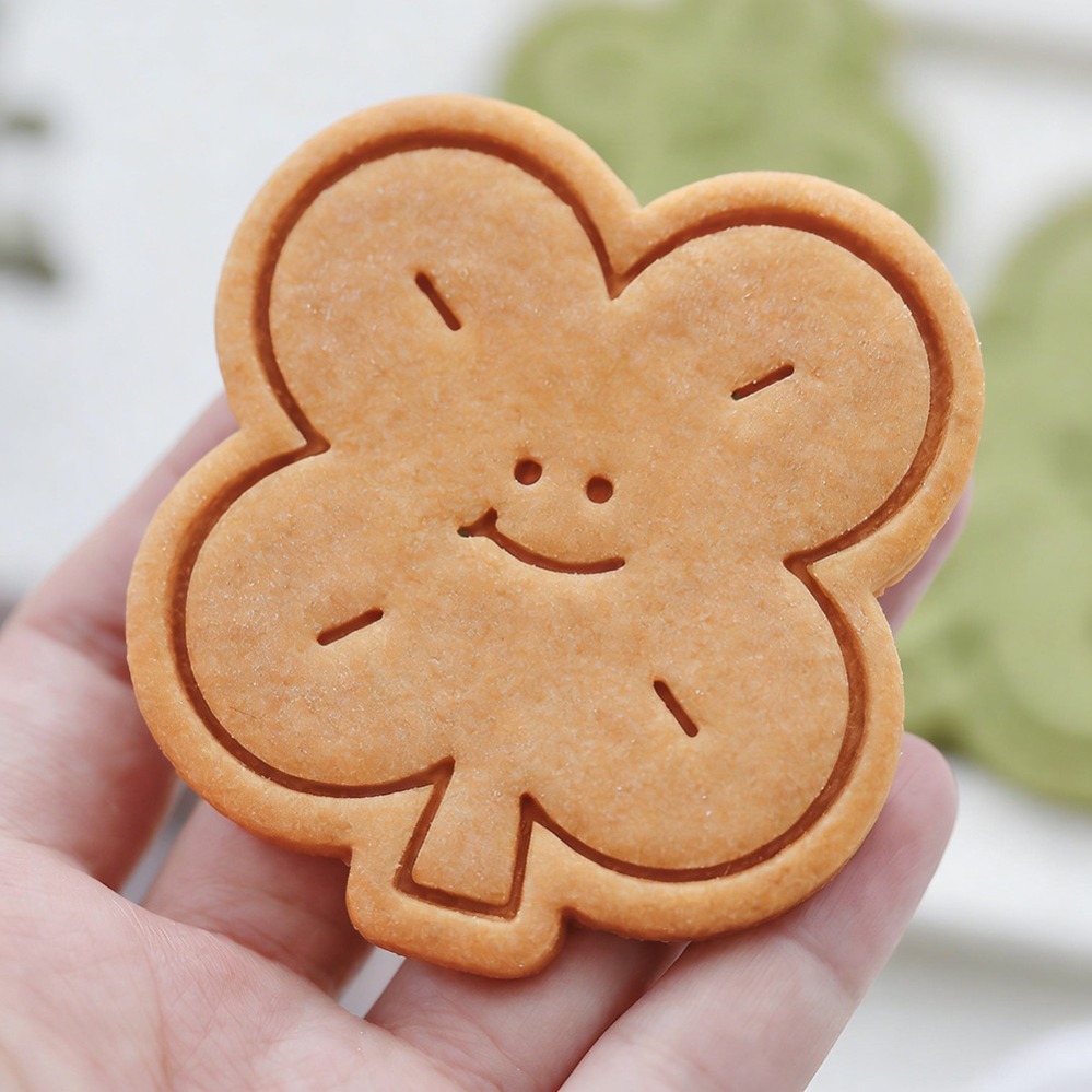 Lucky Four-Leaf Clover Cookie  - Commercial Kitchen Equipment List ulasan dan harga